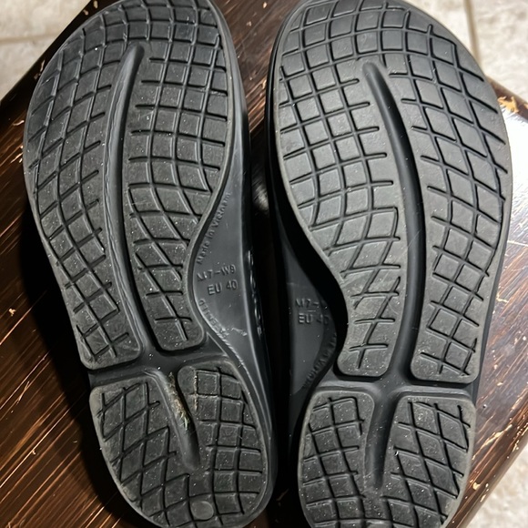 GUC oofos - Picture 4 of 4